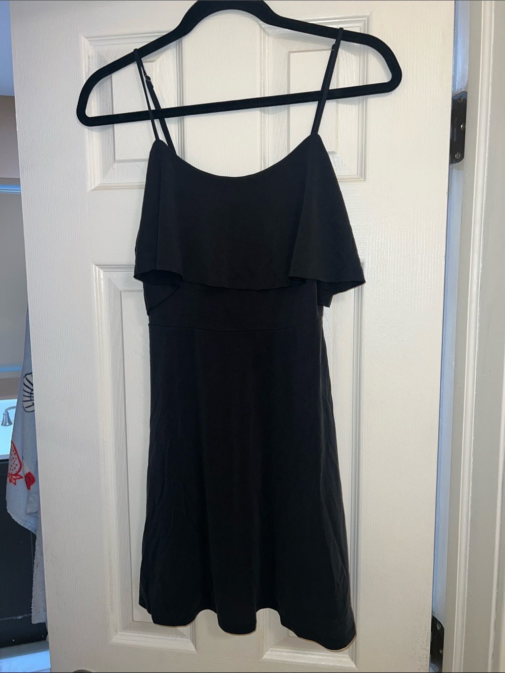 Forever21 Black Sleeveless Ruffle-Front Women's Dress